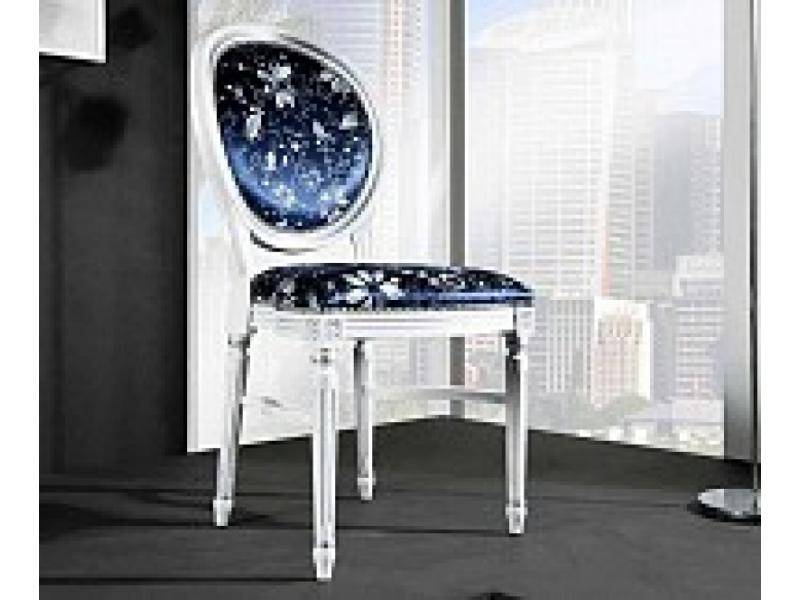 стул p66 белый с патиной и серебряными деталями / ткань uph gene 3057 light blue в Дзержинске